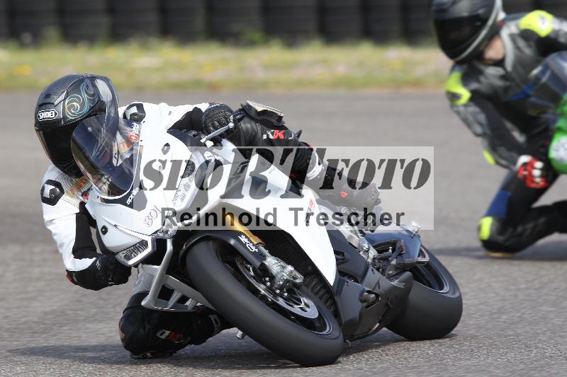 Archiv-2025/05 14.04.2025 Plüss Moto Sport ADR/Freies Fahren/801